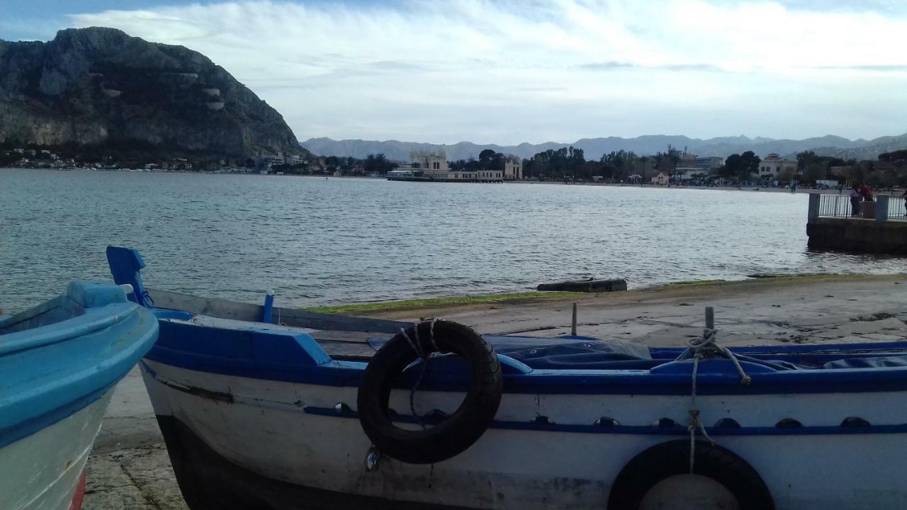 Suites Mondello Deluxe Exterior foto